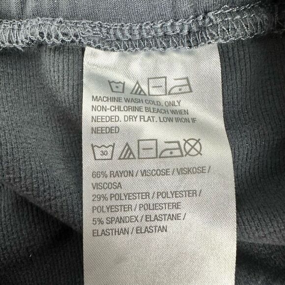 Susan Graver Weekend Regular Stretch Pant size Medium - Picture 7 of 8